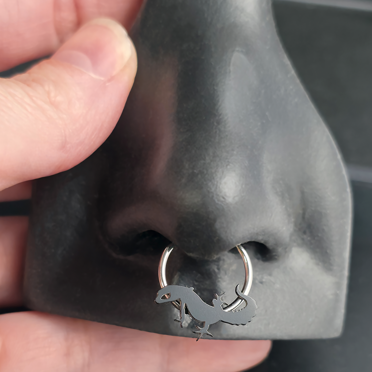 leopard gecko septum ring in nose