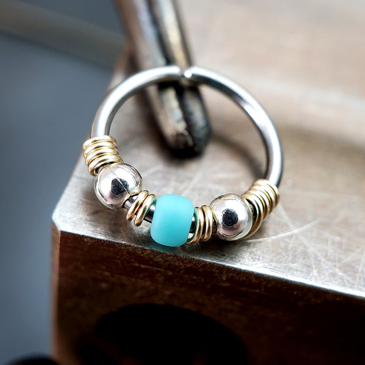 Arizona - Turquoise & Silver Nose Ring Hoop - Metal Lotus