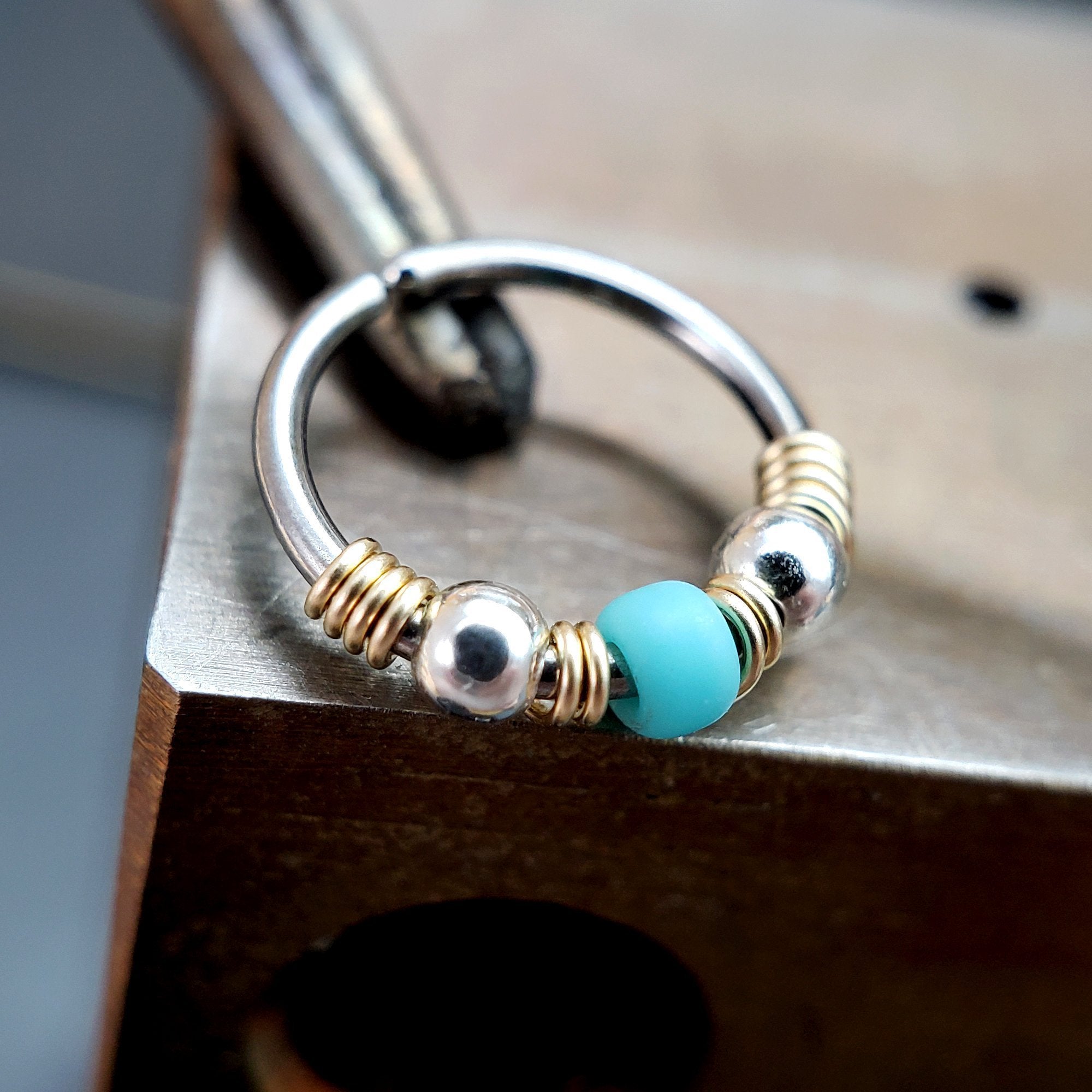 Arizona - Turquoise & Silver Nose Ring Hoop - Metal Lotus