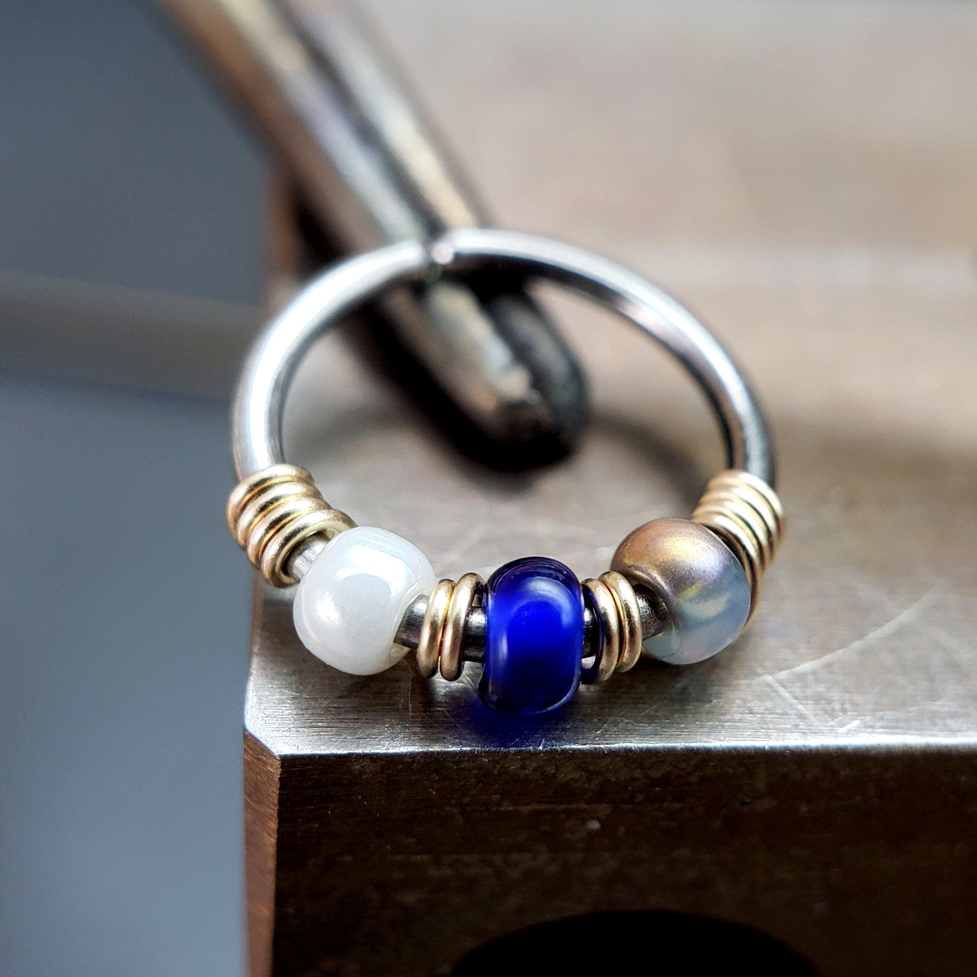 Dreamer - Blue & White Nose Ring Hoop - Metal Lotus