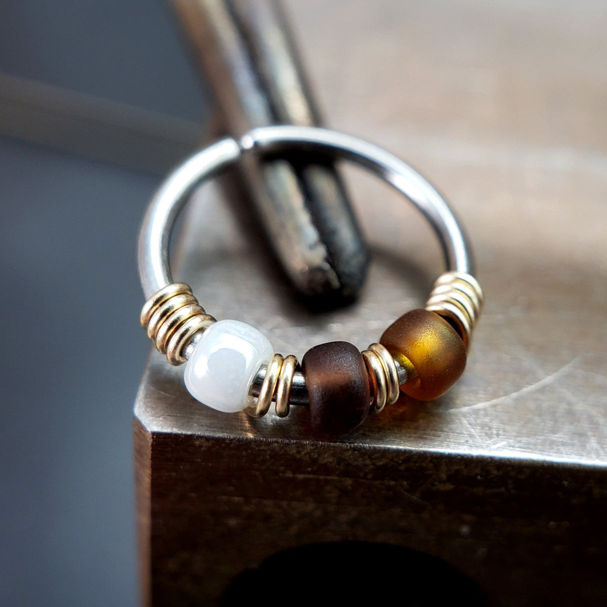 Espresso - Cream & Brown Nose Ring Hoop - Metal Lotus