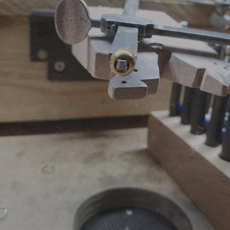 How To Use Bioflex Backings - Metal Lotus
