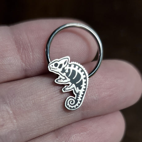 chameleon skeleton captive bead ring