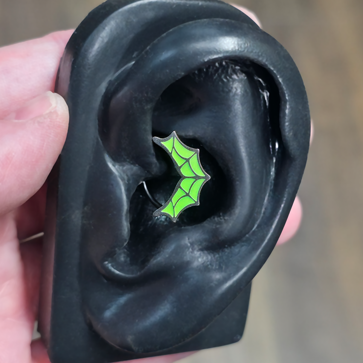 glow in the dark spiderweb captive bead ring