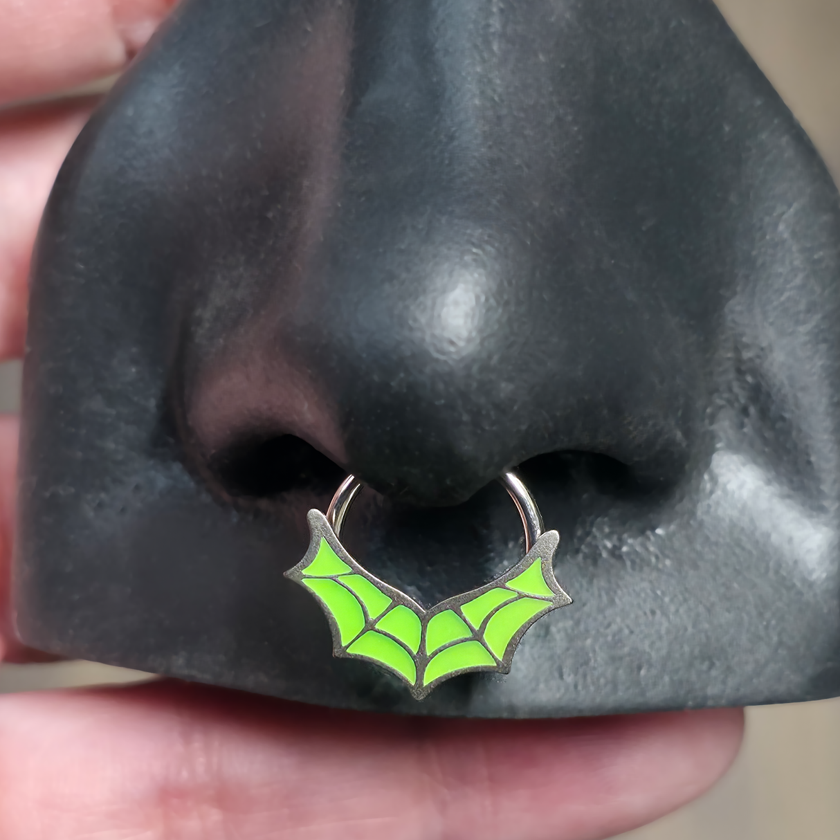 glow in the dark spiderweb captive bead ring