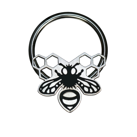 honey bee with combs septum ring
