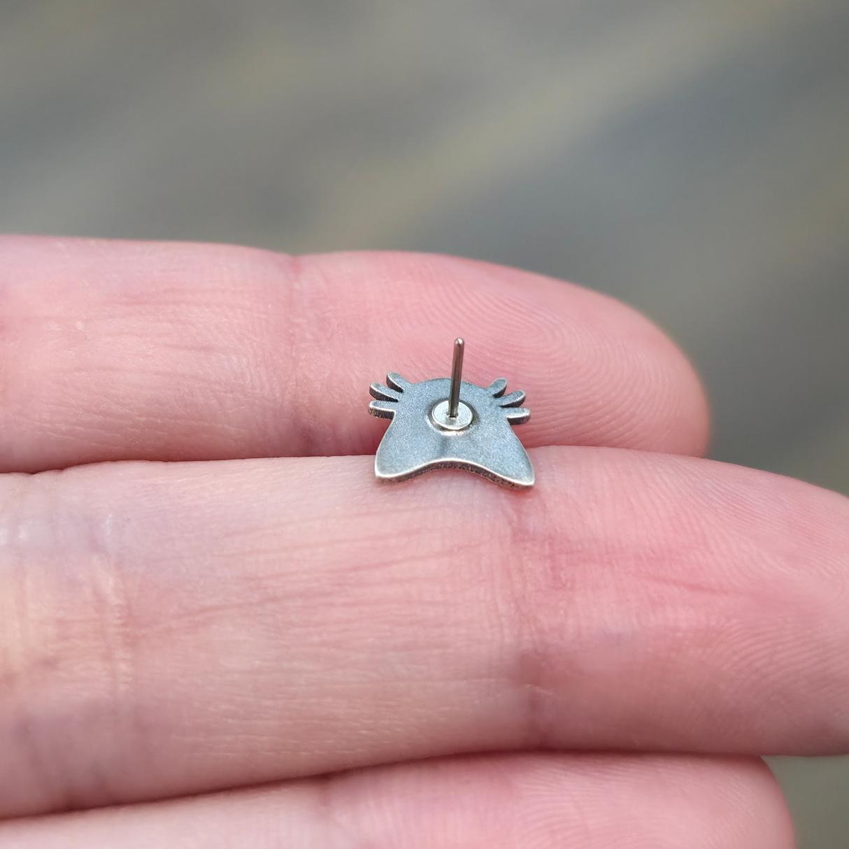 threadless cat skull nose stud and earring