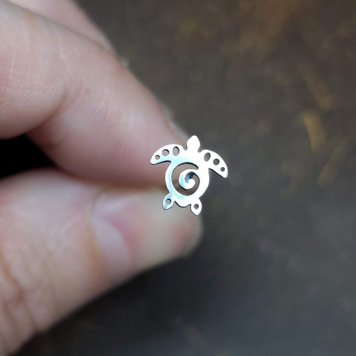 Spiral Sea Turtle Nose Stud + Earring - Metal Lotus