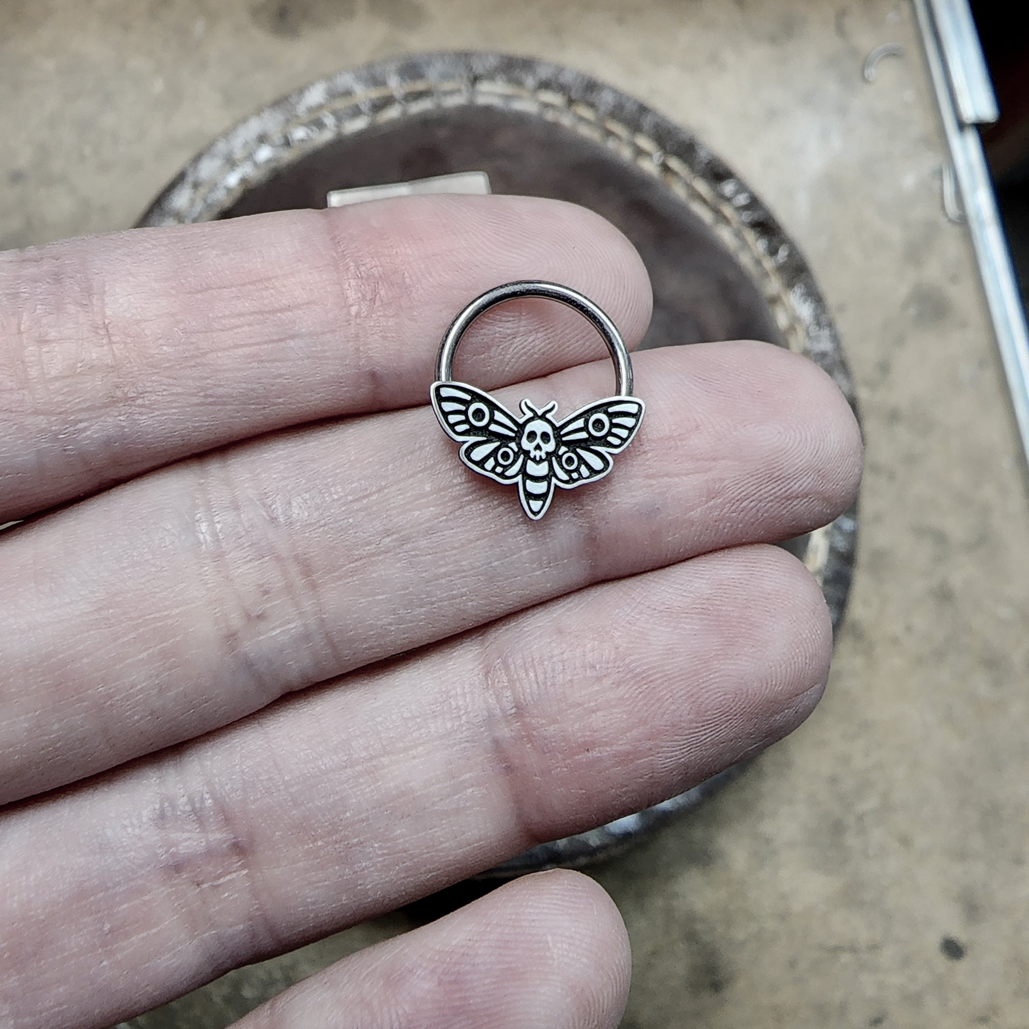 16G Death's Head Moth Captive Bead Ring - Metal Lotus