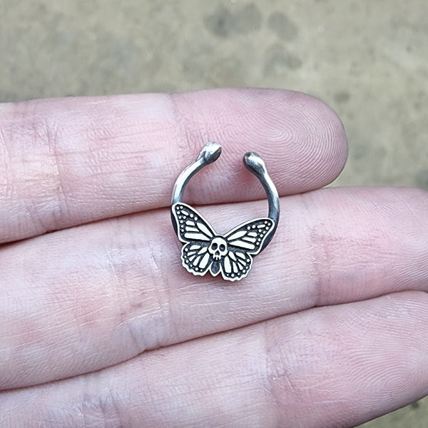 Skull Butterfly Fake Septum Ring - Metal Lotus